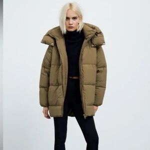 Zara Women's dark olive Puffer Jacket size Small